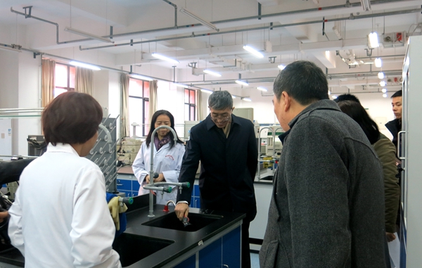 西北農(nóng)林科技大學開展科研實驗室安全檢查