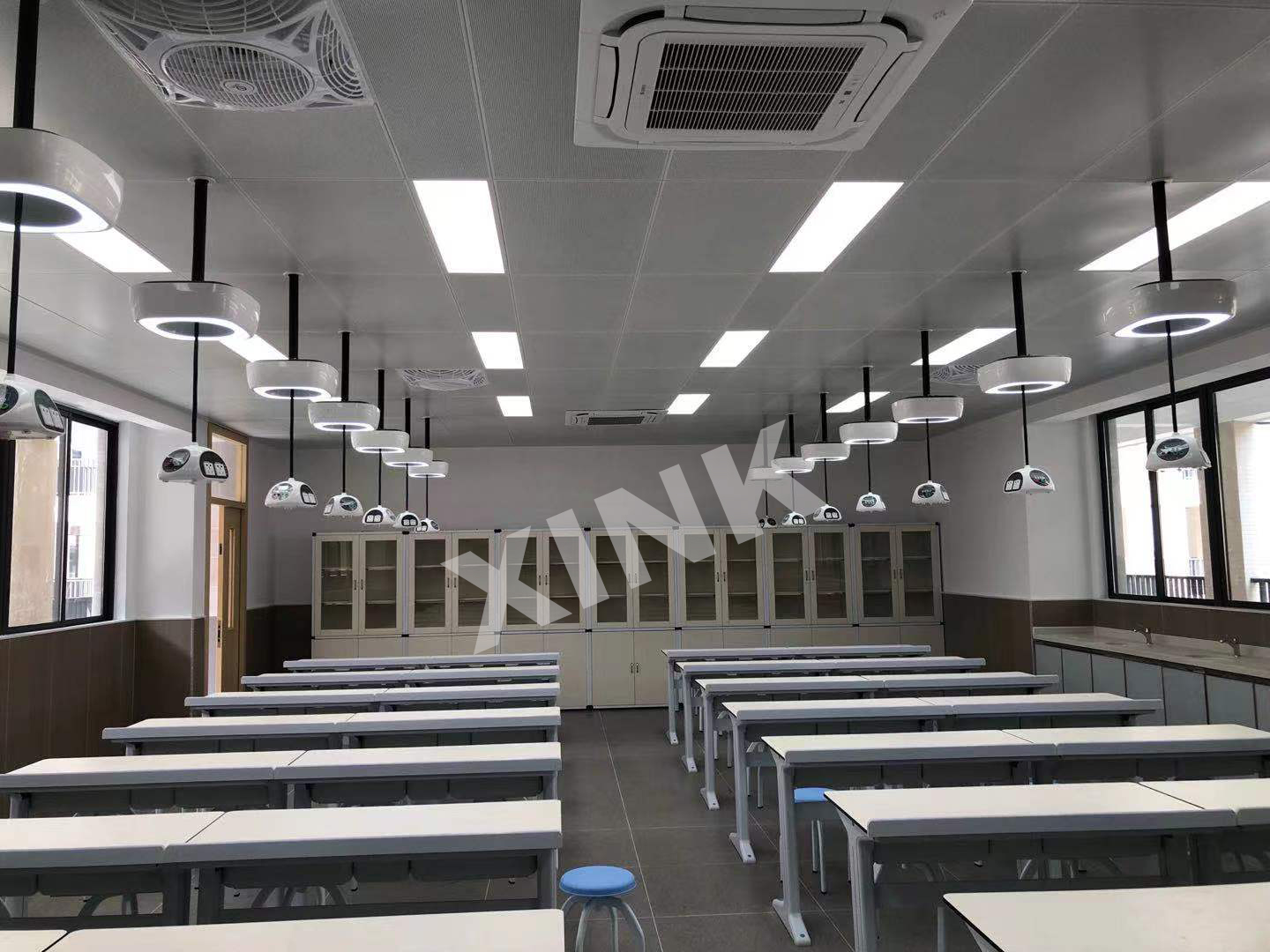 <a href='http://www.j-and-t.com.cn/' target='1' style='font-size:14px; font-weight:bold; color:#0080ff;'>物理實驗室</a>