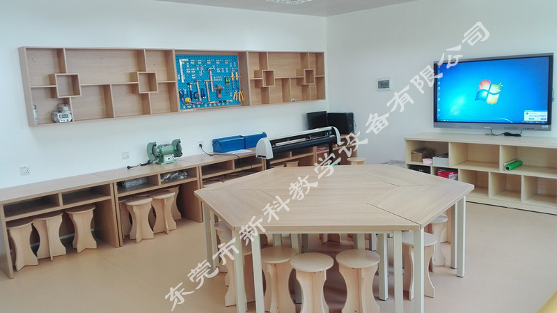 <a href='http://www.j-and-t.com.cn' target='1' style='font-size:14px; font-weight:bold; color:#0080ff;'>創(chuàng)客實(shí)驗(yàn)室</a>